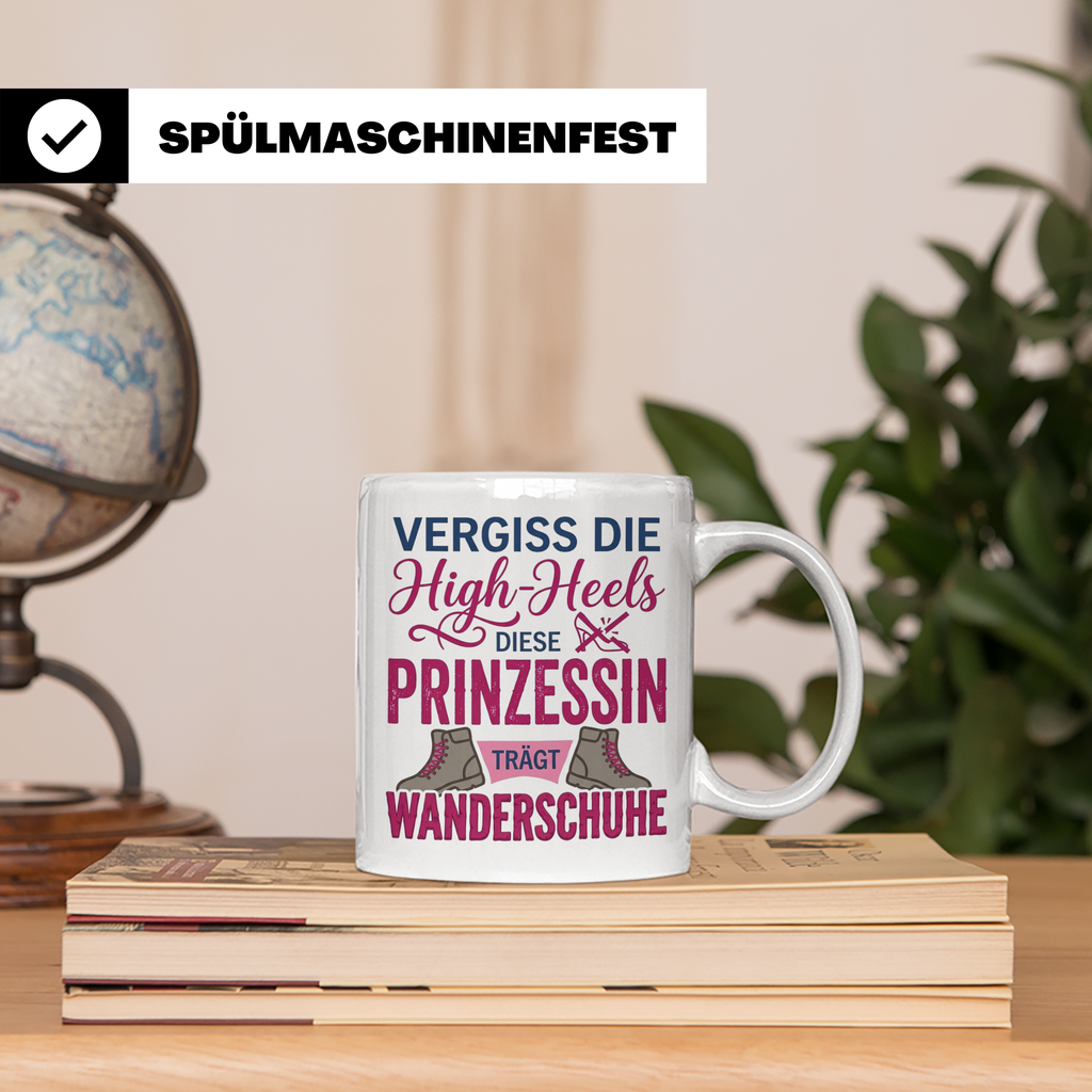 Wandern Tasse mit Spruch Prinzessin trägt Wanderschuhe | Kaf – Weiß [farbe:weiß]