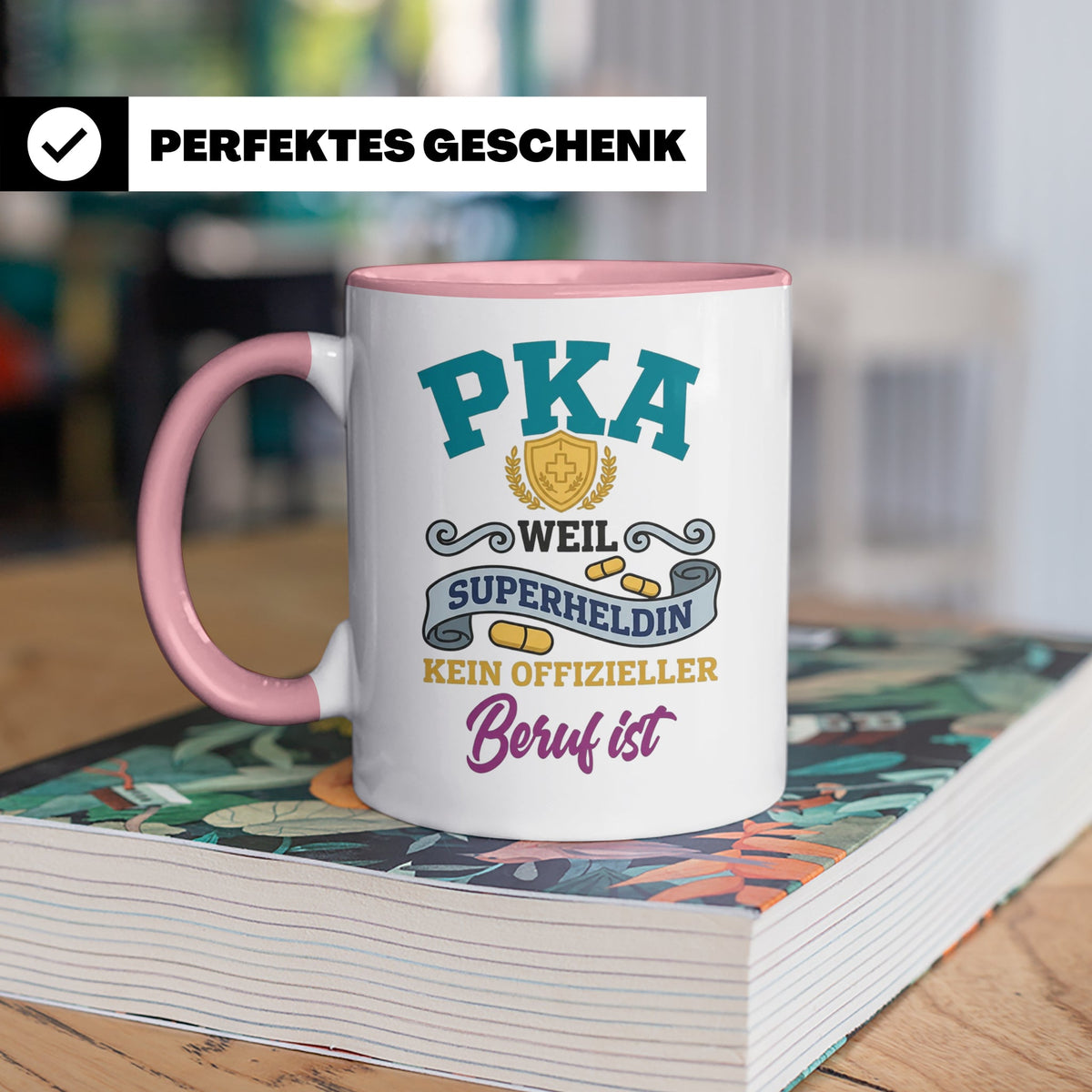 PKA Tasse Superheldin Geschenk für Pharmazeutisch-kaufmännis – Rosa [farbe:rosa]