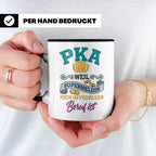 PKA Tasse Superheldin Geschenk für Pharmazeutisch-kaufmännis – Schwarz [farbe:schwarz]
