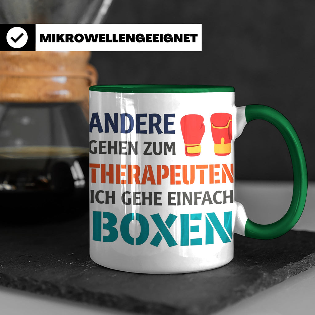 Boxen Tasse mit Spruch Andere gehen zum Therapeuten | Lustig – Grün [farbe:grün]