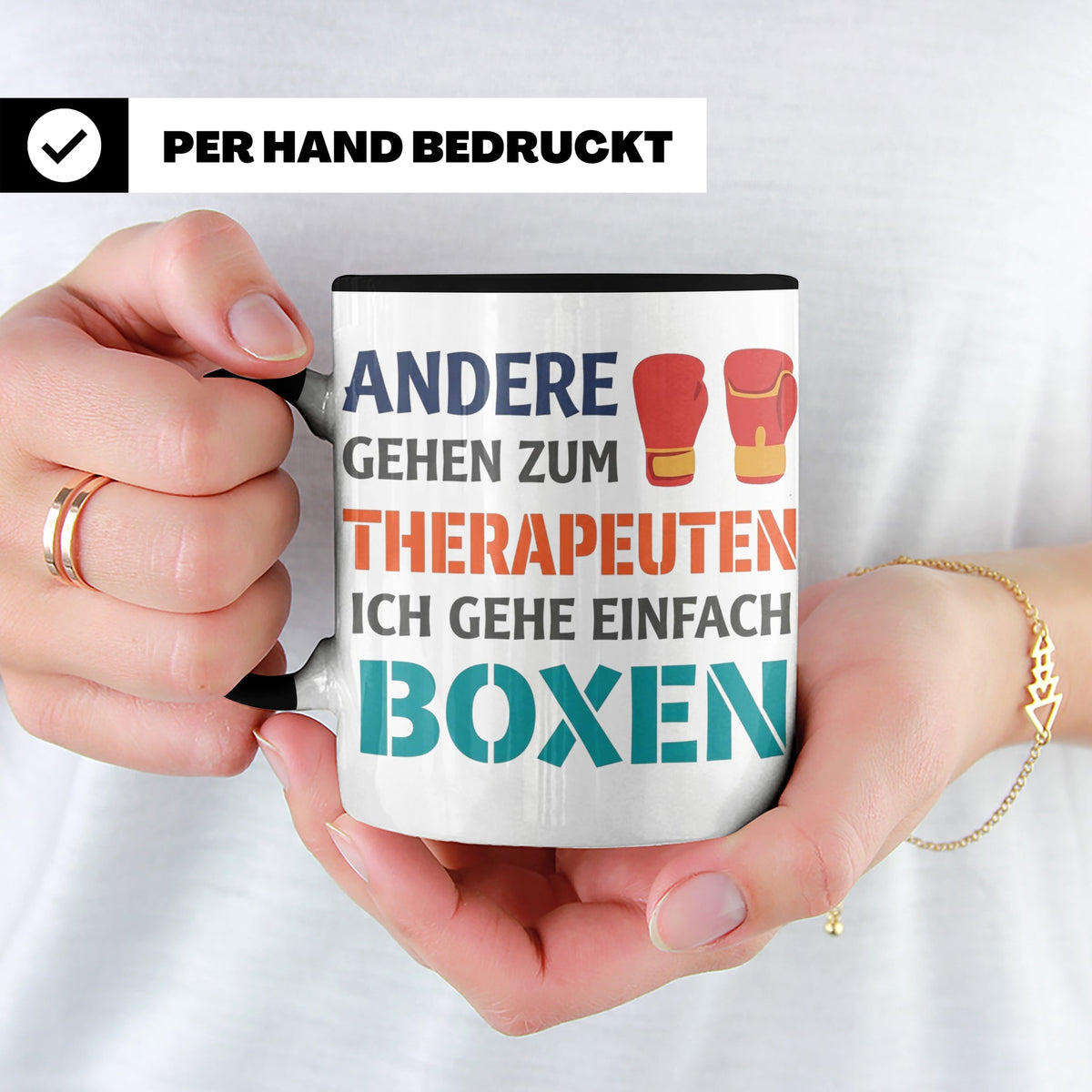 Boxen Tasse mit Spruch Andere gehen zum Therapeuten | Lustig – Schwarz [farbe:schwarz]