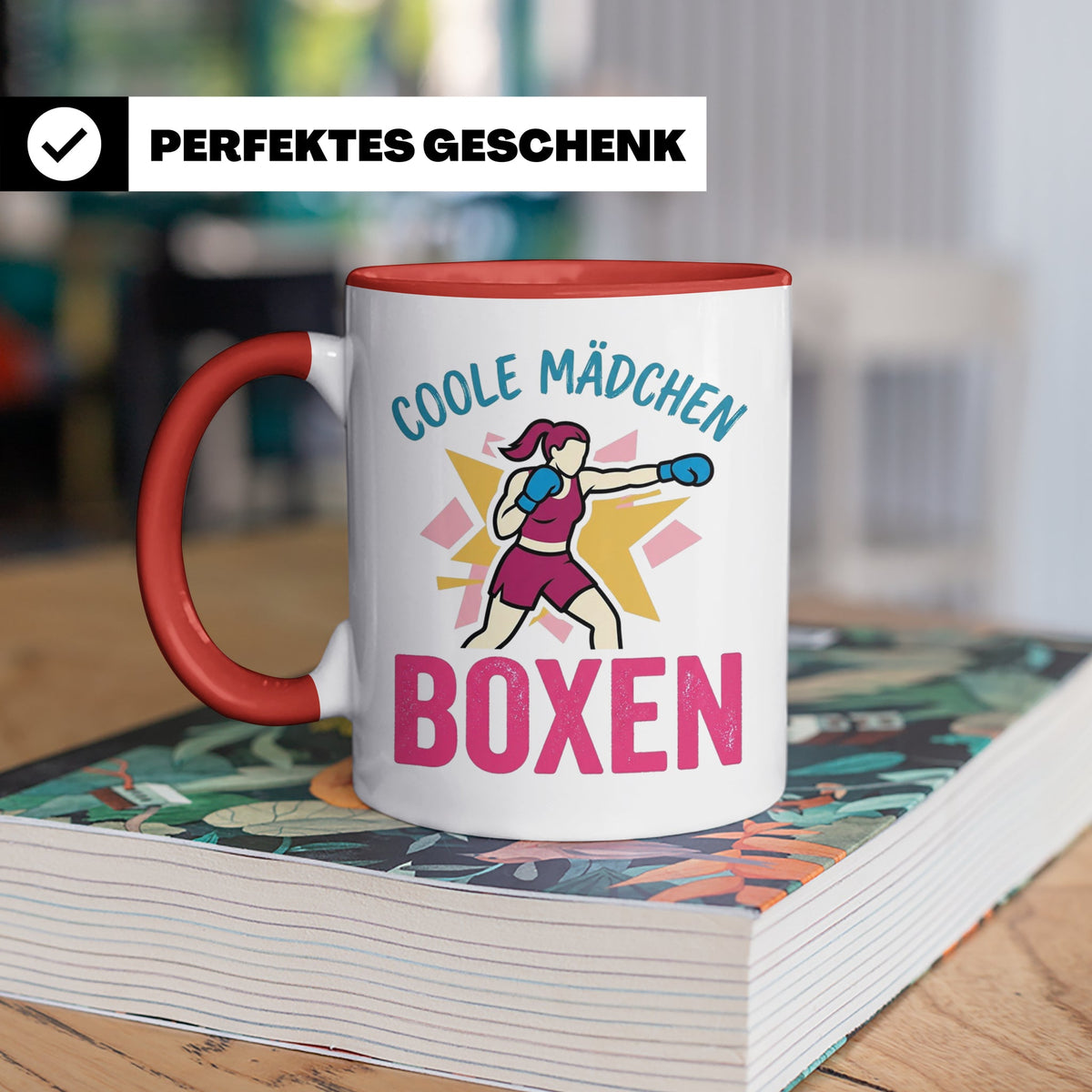 Boxerin Tasse mit Spruch 'Coole Mädchen boxen' Geschenk für  – Rot [farbe:rot]