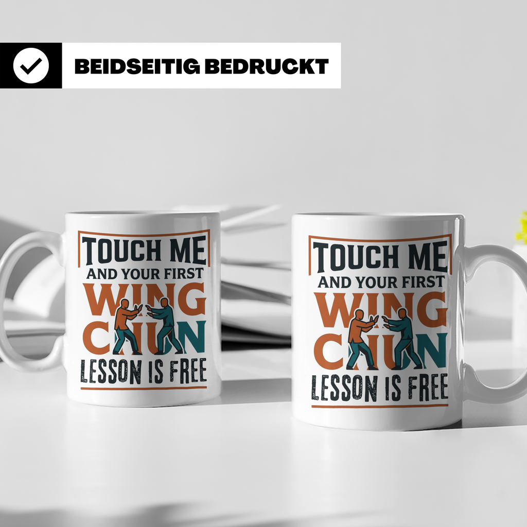 Wing Chun Tasse mit Spruch 'First Lesson is Free' Kampfsport – Weiß [farbe:weiß]