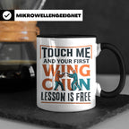 Wing Chun Tasse mit Spruch 'First Lesson is Free' Kampfsport – Schwarz [farbe:schwarz]
