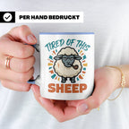 Tired of this Sheep Tasse lustiger Spruch, mürrisches Schaf  – Blau [farbe:blau]
