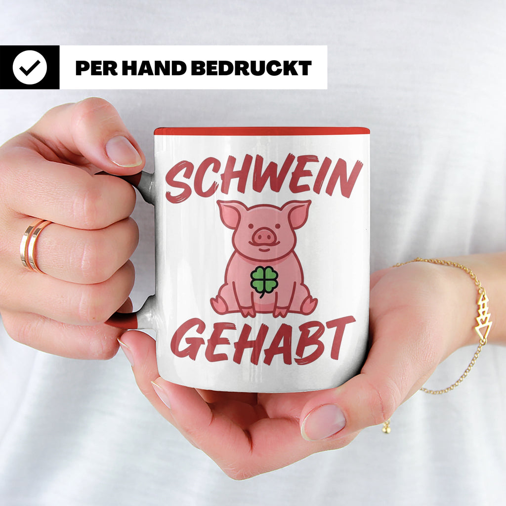Schwein Gehabt Tasse mit Glücksschwein & Kleeblatt, Glücksbr – Rot [farbe:rot]