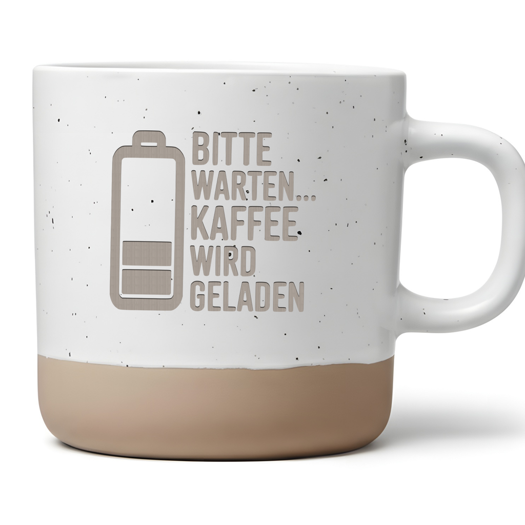 Lustige Tasse Kaffee wird geladen, Kaffeetasse Batterie Bitte warten, Geschenk für Kollegen, Büro Humor Becher, Coffee Lover Geschenk