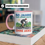 50. Geburtstag Tasse für Rennradfahrer | Spruch Ohne Akku |  – Rosa [farbe:rosa]