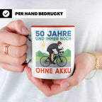 50. Geburtstag Tasse für Rennradfahrer | Spruch Ohne Akku |  – Rot [farbe:rot]