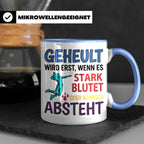 Volleyball Tasse mit Spruch Geheult wird erst wenns blutet.  – Blau [farbe:blau]
