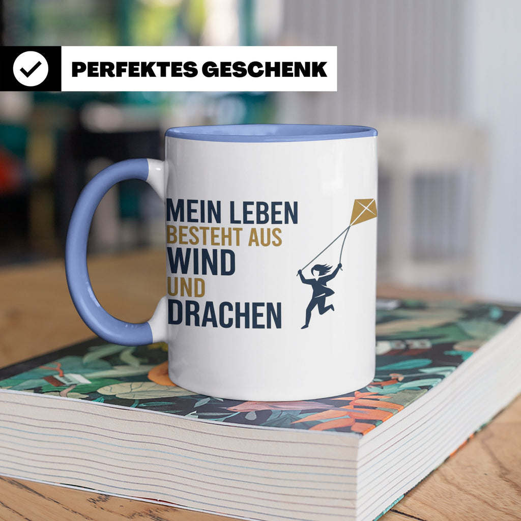 Drachensteigen Tasse mit Spruch Mein Leben besteht aus Wind  – Blau [farbe:blau]