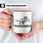 Transsaurus Tasse mit Trans Pride Flagge, LGBTQ Dinosaurier  – Rot [farbe:rot]
