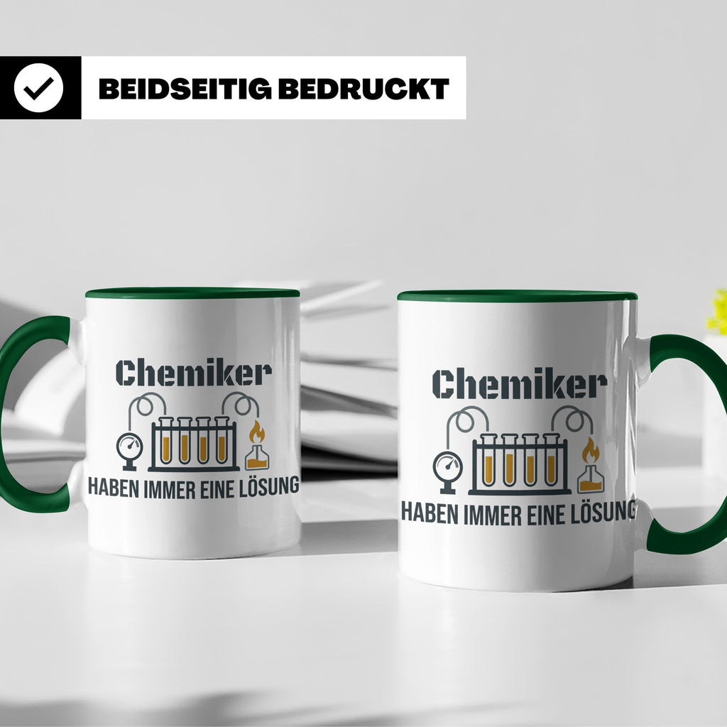 Chemiker Tasse mit Spruch 'Haben immer eine Lösung' Geschenk – Grün [farbe:grün]