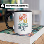 Volleyball Tasse Bump Set Spike Repeat Spruch für Volleyball – Schwarz [farbe:schwarz]