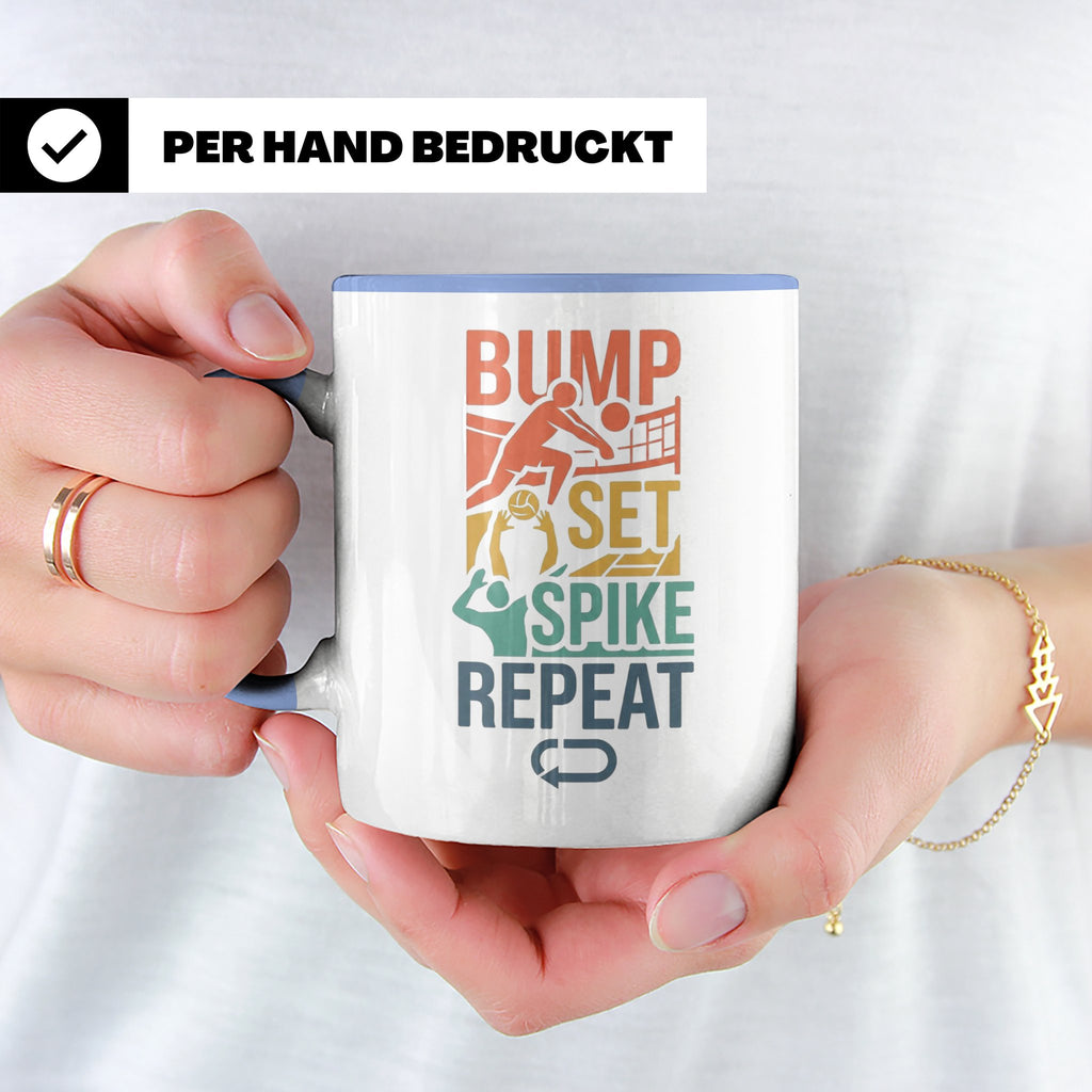 Volleyball Tasse Bump Set Spike Repeat Spruch für Volleyball – Blau [farbe:blau]