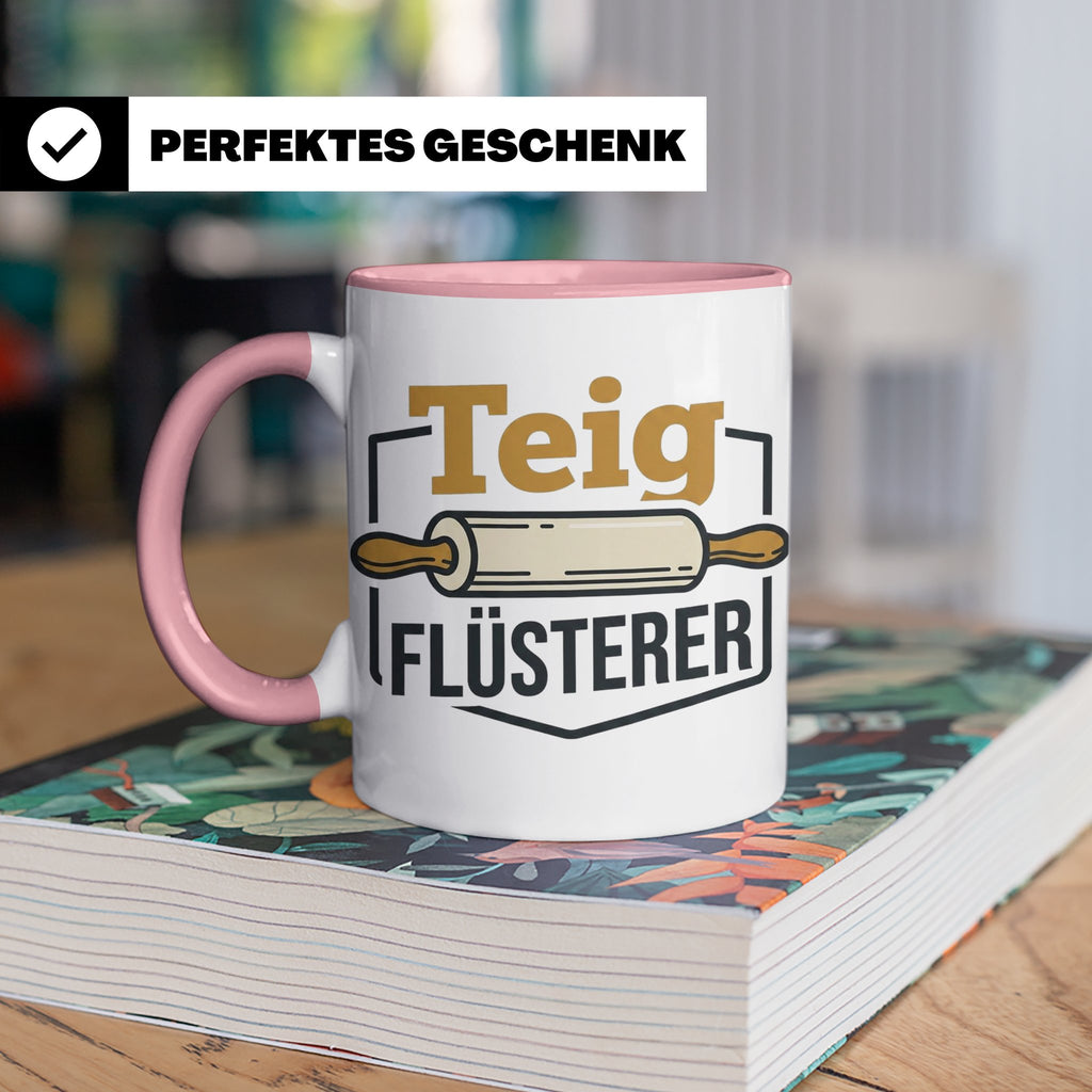 Teig Flüsterer Tasse Bäcker Geschenk, Lustiger Spruch für Ko – Rosa [farbe:rosa]