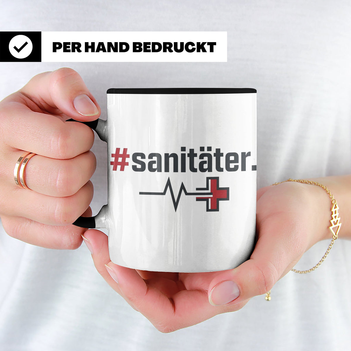 Sanitäter Tasse mit Hashtag EKG Motiv | Kaffeebecher für Ret – Schwarz [farbe:schwarz]