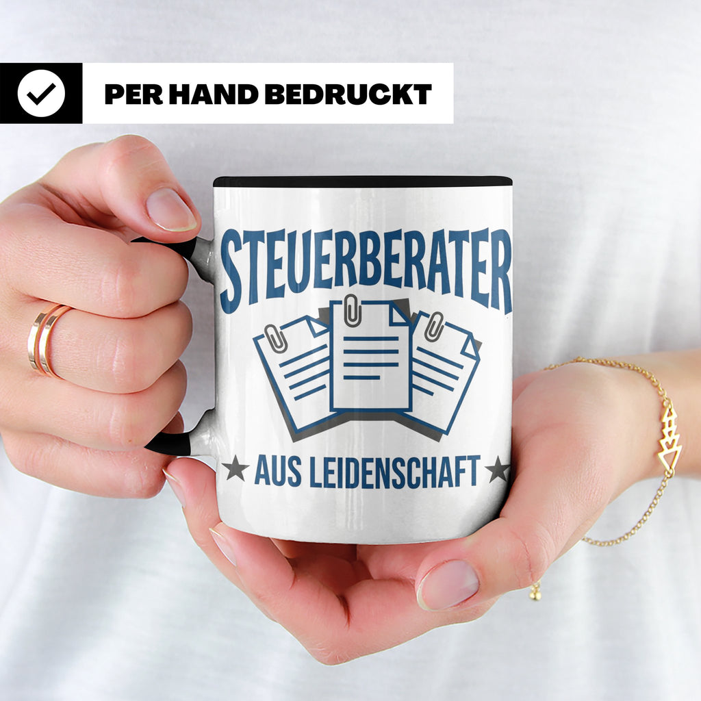 Steuerberater Tasse mit Spruch Aus Leidenschaft | Geschenk f – Schwarz [farbe:schwarz]