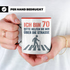 Tasse 70. Geburtstag lustig Ich bin 70 helfen Sie mir, Gesch – Rot [farbe:rot]