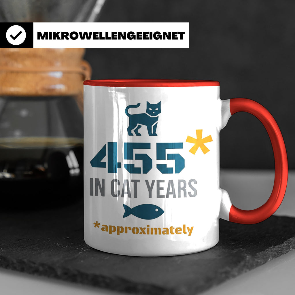 65. Geburtstag Tasse in Katzenjahren, lustiges Geschenk für  – Rot [farbe:rot]