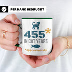 65. Geburtstag Tasse in Katzenjahren, lustiges Geschenk für  – Grün [farbe:grün]