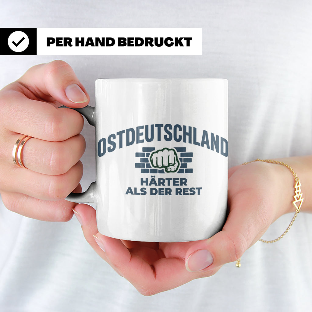 Ostdeutschland Tasse Härter als der Rest, Kaffeetasse mit DD – Weiß [farbe:weiß]