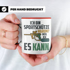 Paintball Tasse mit Spruch 'Ich bin Sportschütze weil ich es – Rot [farbe:rot]