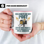 Postbote Tasse mit Spruch Unrealistische Ziele, Geschenk für – Rosa [farbe:rosa]
