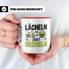 E-Bike Tasse: Lächeln statt Hecheln! Fahrradfahrer Geschenki – Rot [farbe:rot]