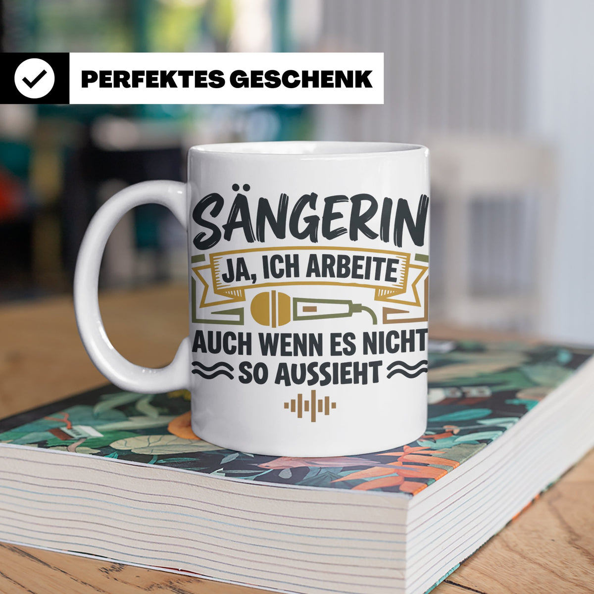 Sängerin Tasse mit Spruch 'Ja ich arbeite' Geschenk für Musi – Weiß [farbe:weiß]