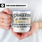 Sängerin Tasse mit Spruch 'Ja ich arbeite' Geschenk für Musi – Blau [farbe:blau]