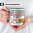 Schlagzeuger Tasse mit Spruch Warst du im Bett, Drummer Gesc – Grün [farbe:grün]