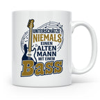 Bassist Tasse Alter Mann mit Bass Spruch E-Bass Geschenk für – Weiß [farbe:weiß]