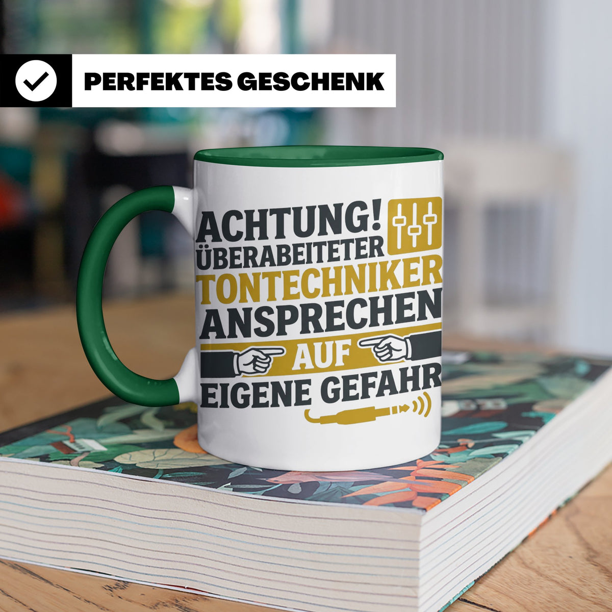 Tontechniker Tasse mit Spruch Überarbeiteter Techniker | Ges – Grün [farbe:grün]