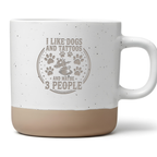 Lustige Hunde Tasse Tattoo Liebhaber Geschenk Spruch I like Dogs and Tattoos Kaffeetasse Hundemama Hundepapa Tätowiert Geschenkidee Büro