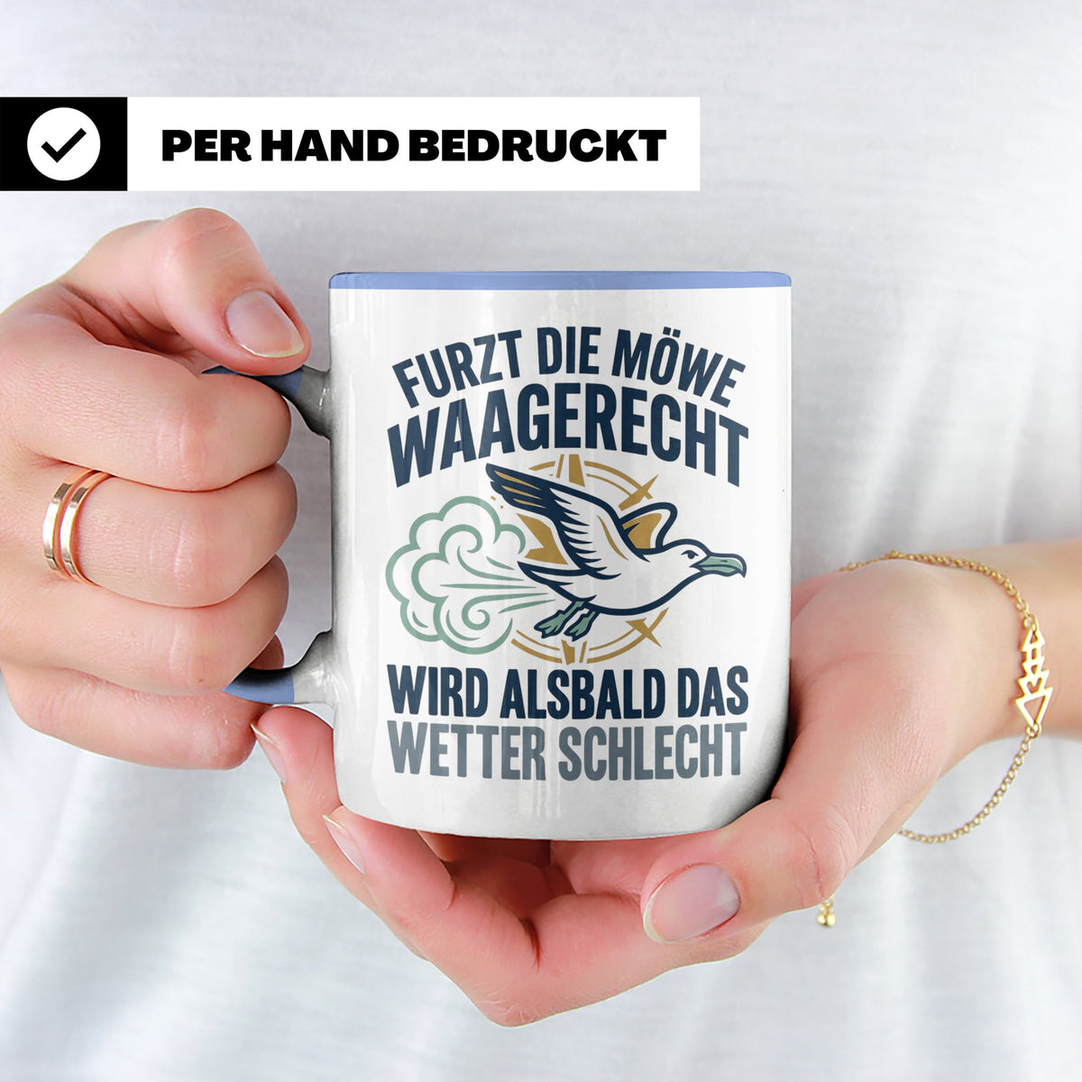 Möwe furzt waagerecht Tasse | Lustiger Spruch für Norddeutsc – Blau [farbe:blau]