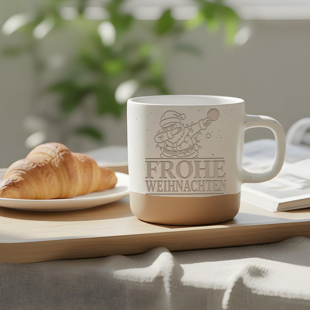 Frohe Weihnachten Tischtennis Tasse tanzender Weihnachtsmann - Geschen – Bild 4