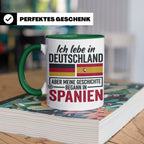 Spanier in Deutschland Tasse mit Spruch & Flagge. Geschenk f – Grün [farbe:grün]