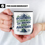 Pfadfinder Tasse Spruch Riechen nach Abenteuer | Camping Zel – Schwarz [farbe:schwarz]