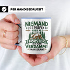 Förster Tasse mit Spruch Niemand ist perfekt & Bär Motiv | G – Blau [farbe:blau]