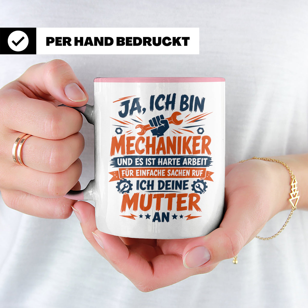 Mechaniker Tasse mit Spruch | KFZ Mechatroniker Geschenkidee – Rosa [farbe:rosa]
