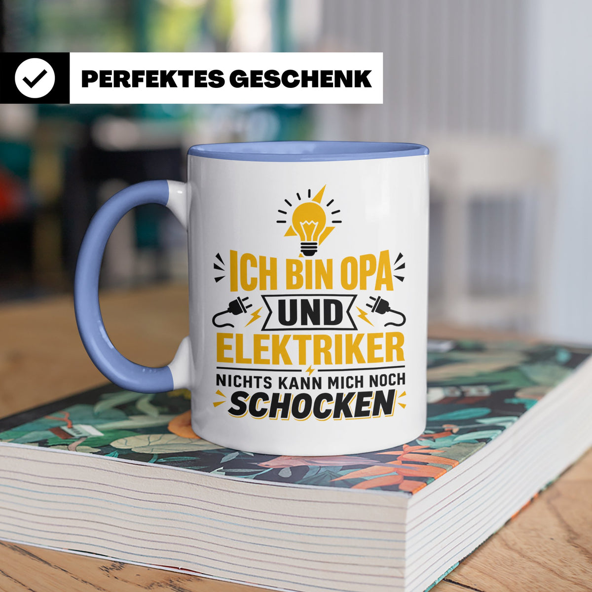 Elektriker Opa Tasse mit Spruch 'Nichts kann mich schocken'  – Blau [farbe:blau]
