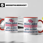 Mutter Tasse mit Spruch 'Hinter jedem glücklichen Kind', Ges – Rot [farbe:rot]
