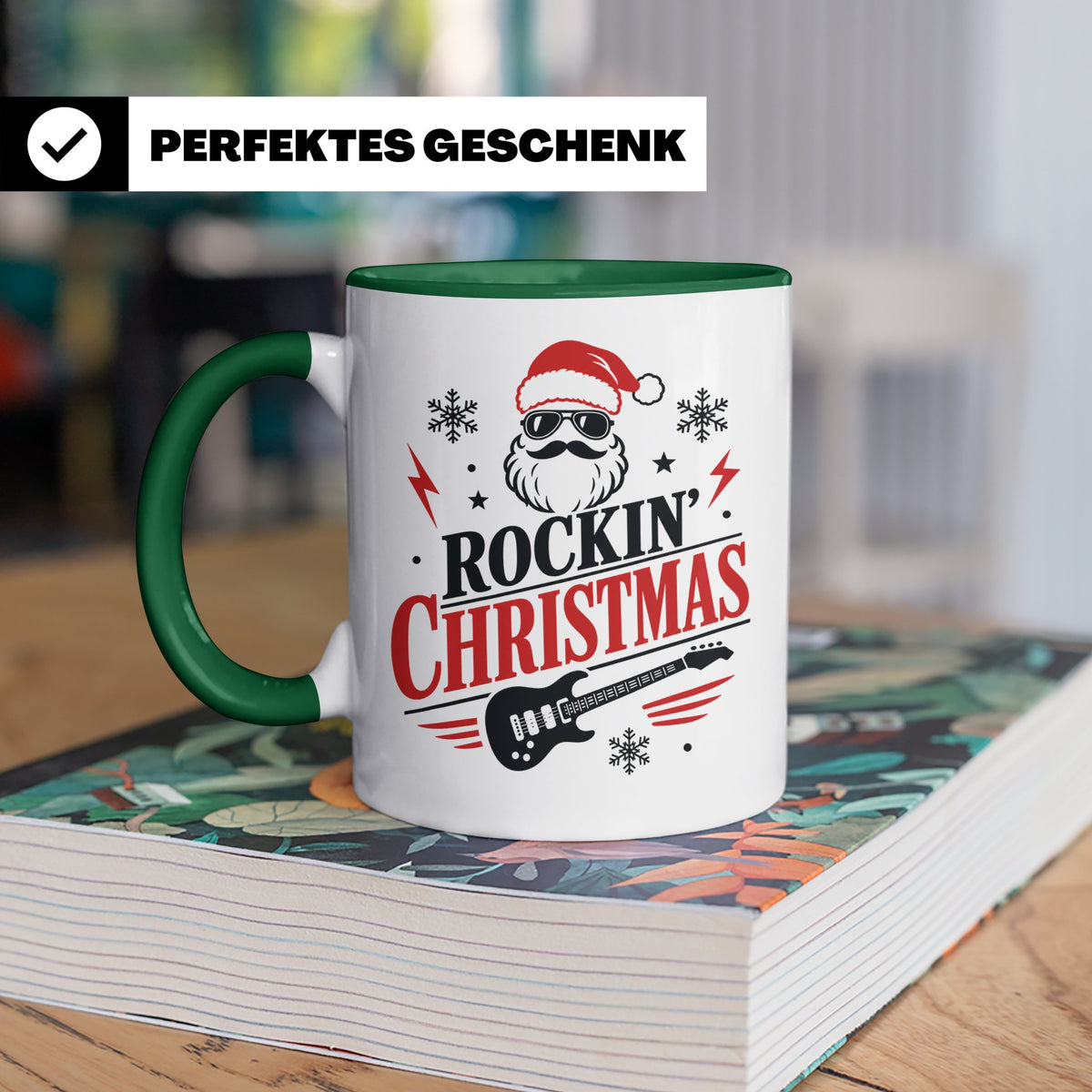 Rockin' Christmas Tasse mit coolem Weihnachtsmann & E-Gitarr – Grün [farbe:grün]