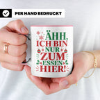 Weihnachtstasse mit Spruch 'Ähh ich bin nur zum Essen hier'  – Rosa [farbe:rosa]