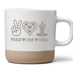 Yoga Tasse Peace Love Yoga Kaffeetasse Namaste Geschenk für Yogis Meditationsbecher Achtsamkeit Spirituell Keramiktasse Wellness Motiv Herz