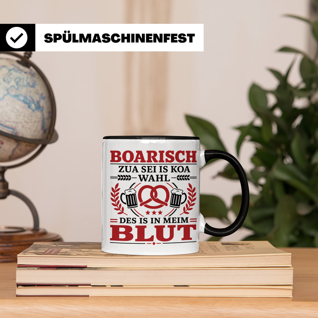 Boarisch Tasse mit Spruch Des is in meim Blut lustige Bayeri – Schwarz [farbe:schwarz]