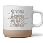 Yoga Coffee Naps Repeat Tasse Lustige Kaffeetasse für Yogis Geschenk Wellness Achtsamkeit Becher Namaste Kaffee Geschenkidee für Frauen