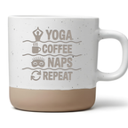 Yoga Coffee Naps Repeat Tasse Lustige Kaffeetasse für Yogis Geschenk Wellness Achtsamkeit Becher Namaste Kaffee Geschenkidee für Frauen