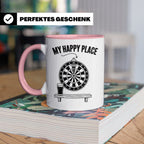 Dart Tasse My Happy Place Spruch für Dartspieler & Fans Kaff – Rosa [farbe:rosa]